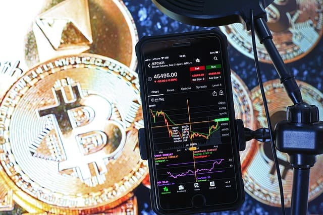 AI-powered Algorithmic Trading: Myths and Truths